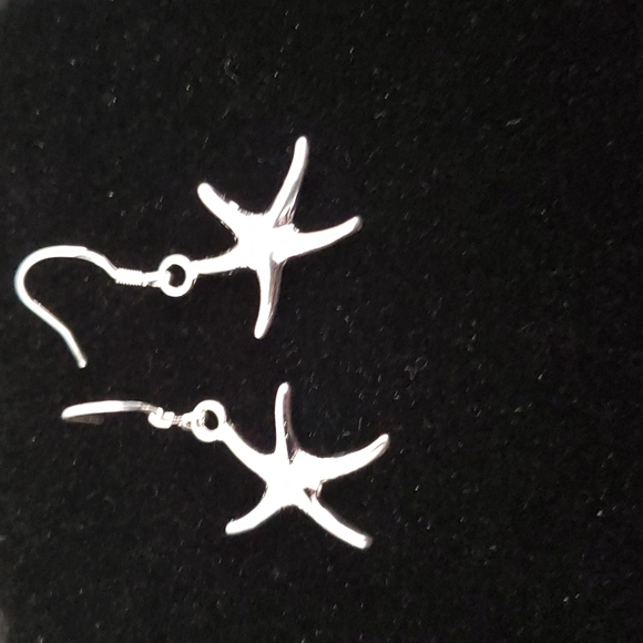 ⭐️FIRM 925 Silver Starfish earrings - Picture 3 of 4